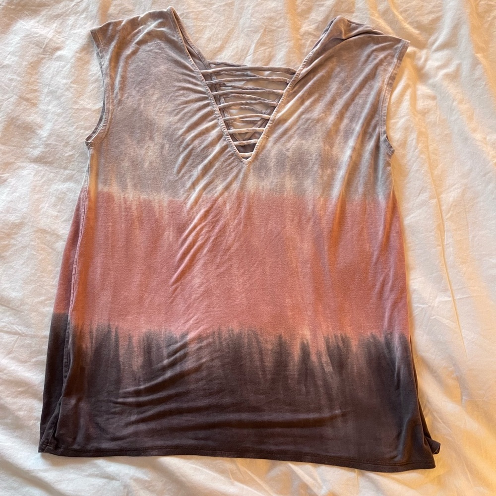 AMERICAN EAGLE Soft & Sexy V-Neck Ombré Top (Discounted Shipping🚚)
